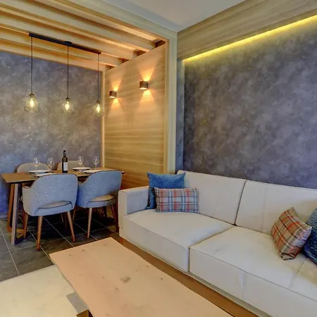 Apartment Woodside 417-418